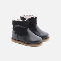 Baby girl leather boots