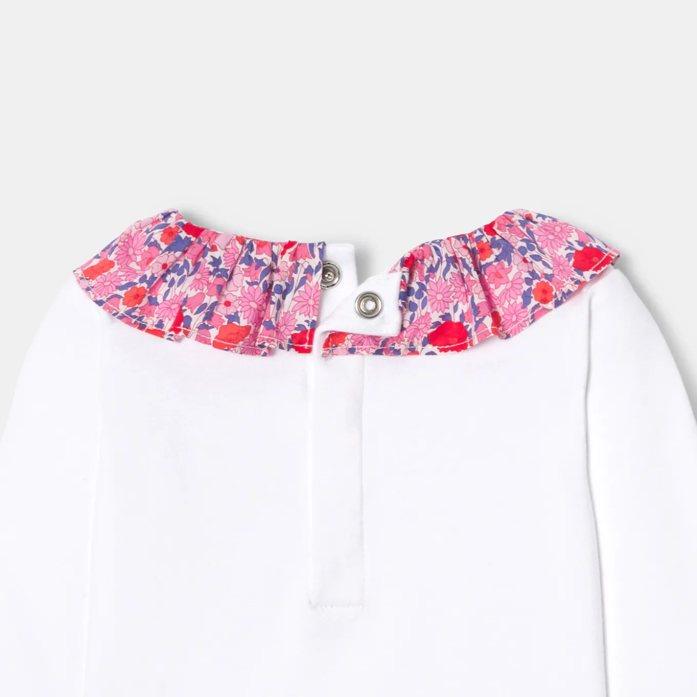 Baby girl long-sleeved bodysuit