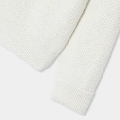 Child sweater