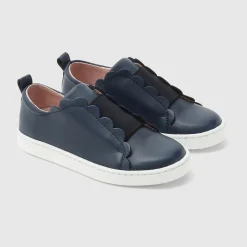 Girl comfort sneakers