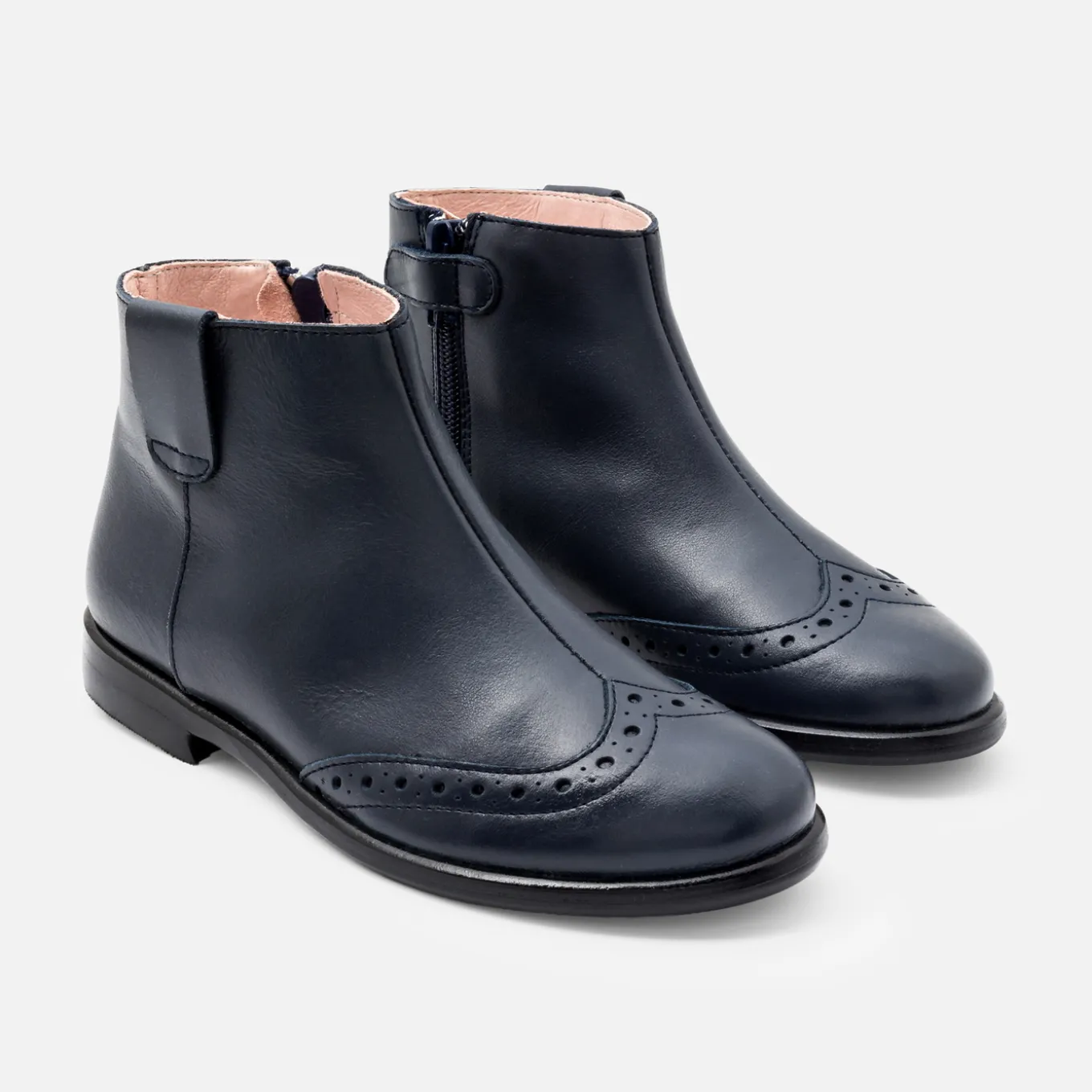Girl leather boots