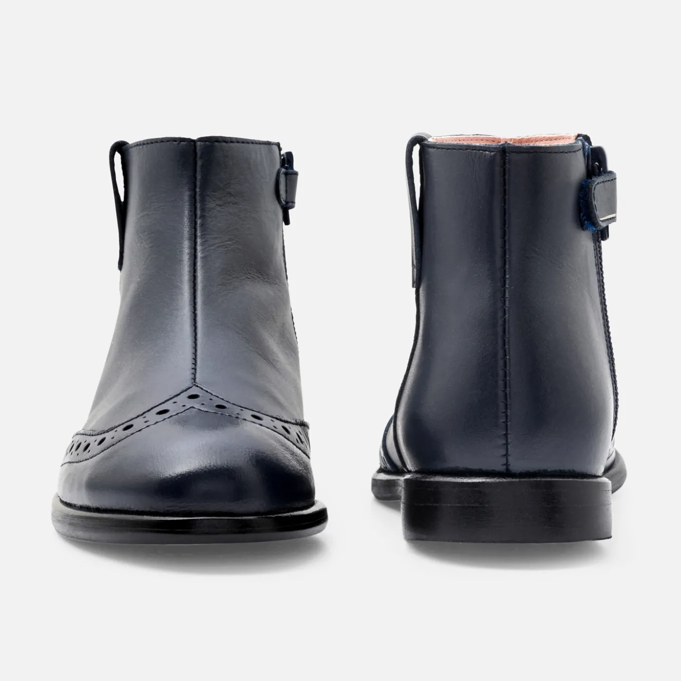 Girl leather boots