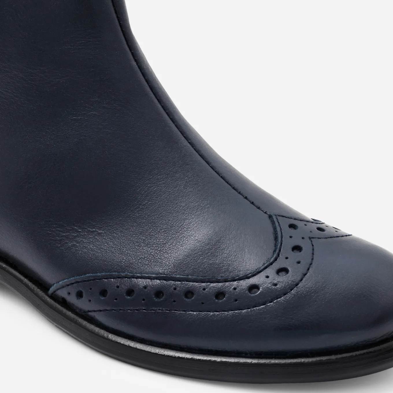 Girl leather boots